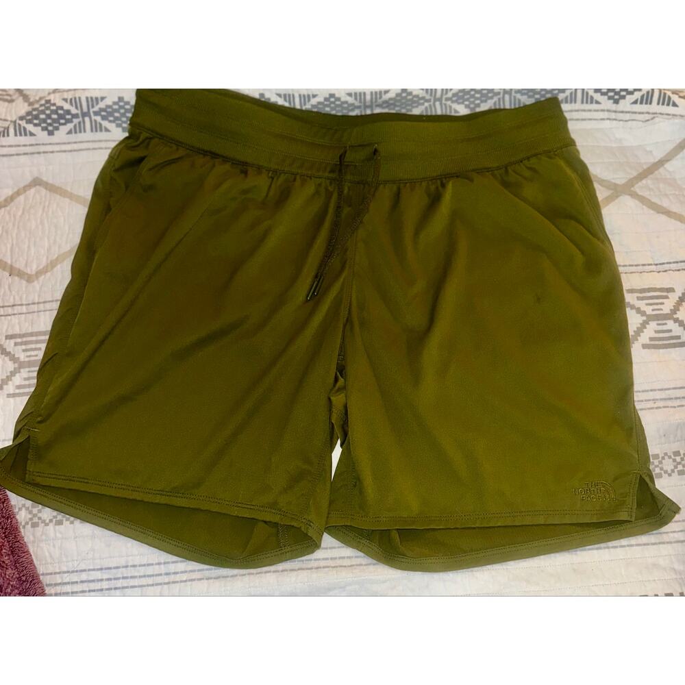 The North Face Women’s XXL Olive Green Pull On Hiking Running Shorts - Picture 3 of 11